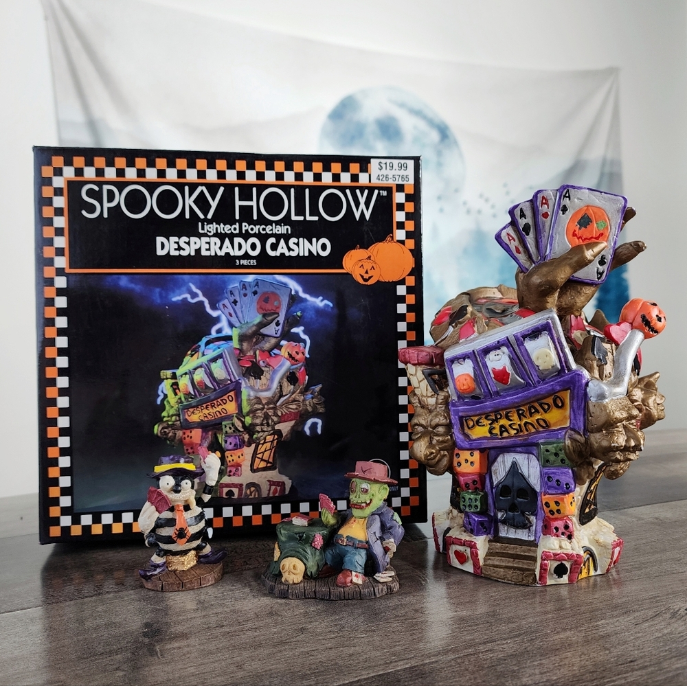 Spooky Hollow Halloween Lighted Porcelain Desperado Casino Decor + Figurines VTG